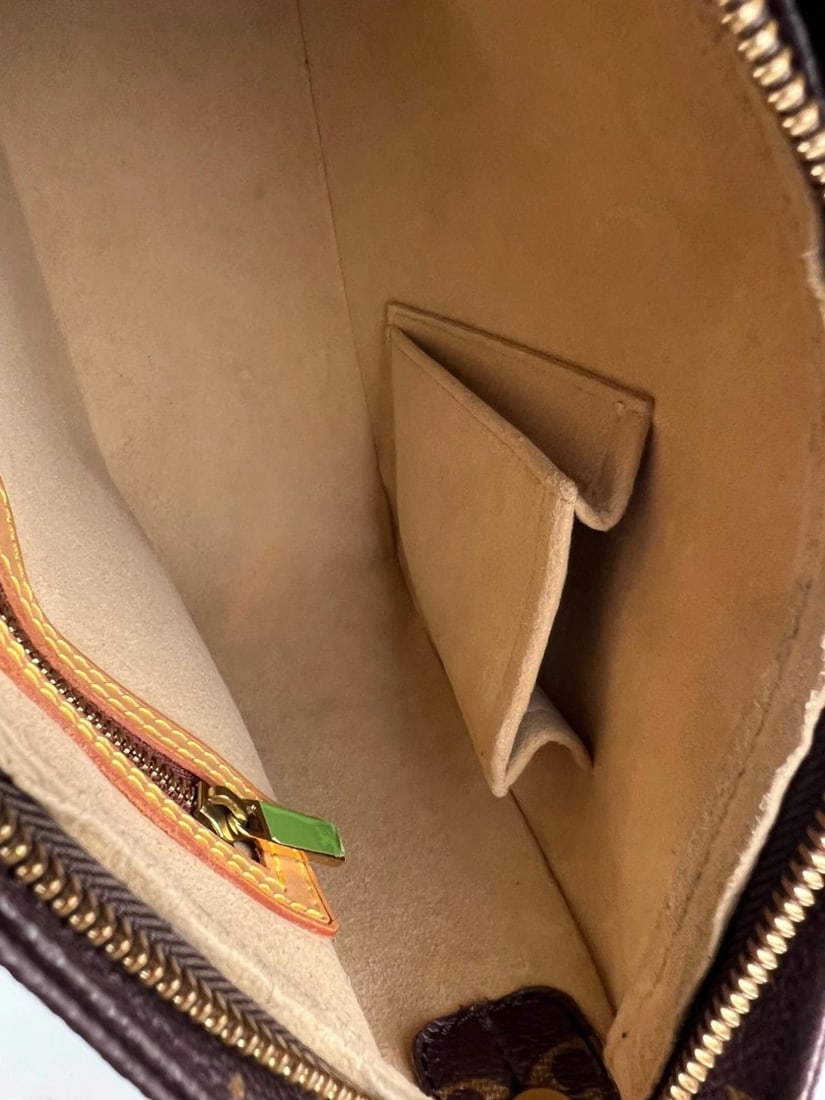 Louis Vuitton Vintage Looping MM Monogram Shoulder Bag - 9