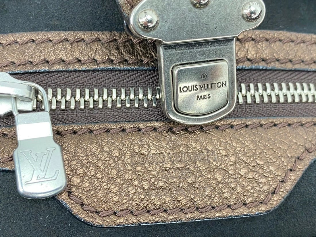 LOUIS VUITTON Mahina L Bronze Silver Hardware Shoulder Bag - 8