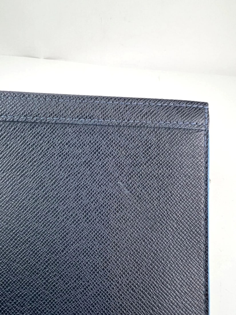 Louis Vuitton Pochette Voyage MM Taiga Dark Blue Leather Bag - 11