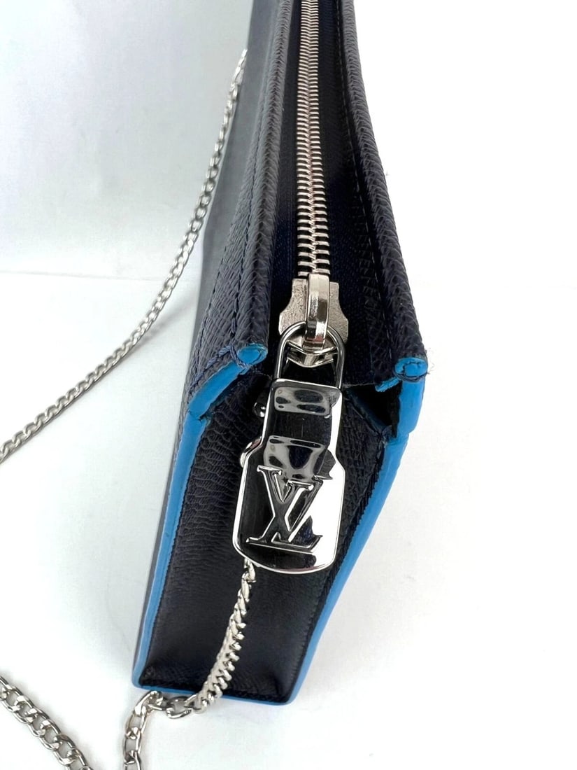 Louis Vuitton Pochette Voyage MM Taiga Dark Blue Leather Bag - 16