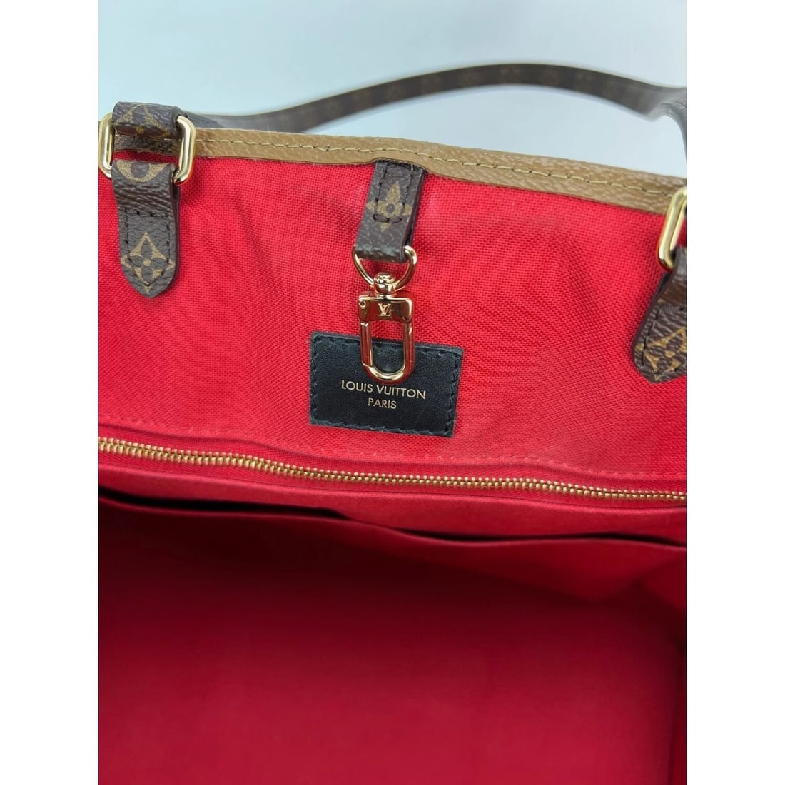 Louis Vuitton ONTHEGO GM Reverse Giant Monogram Tote - 9