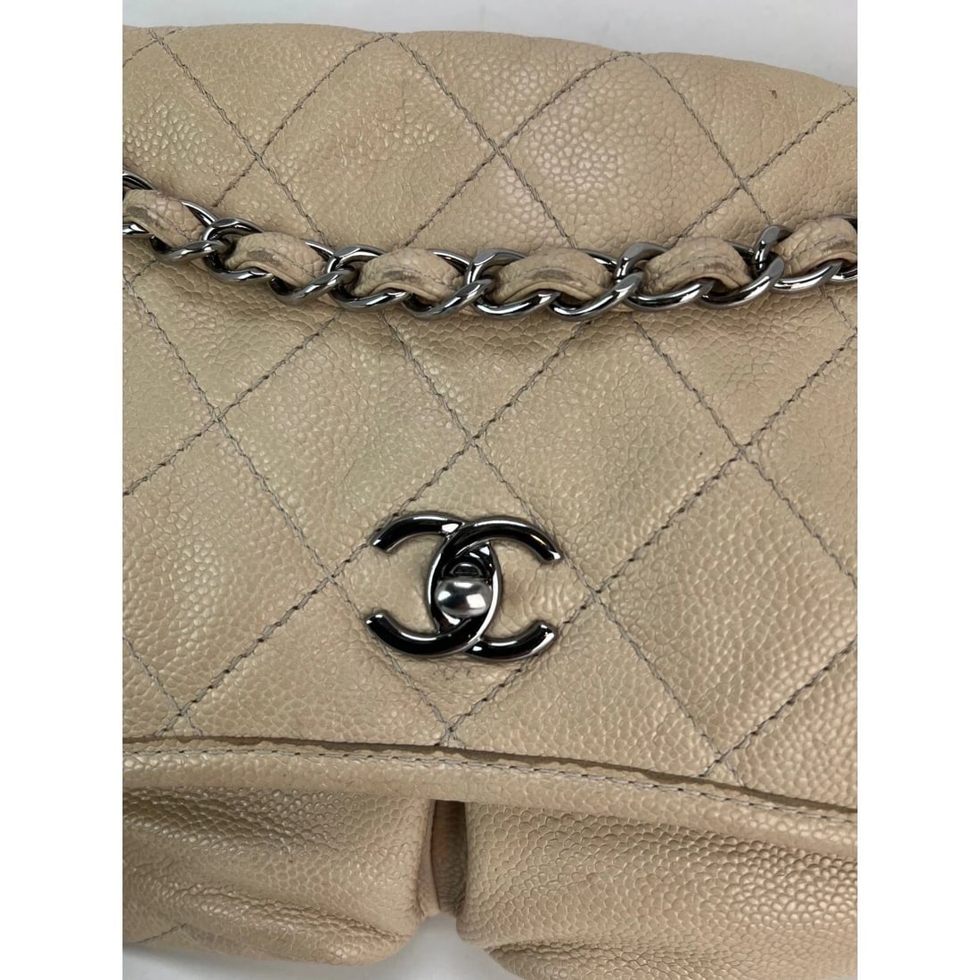 Chanel Grained leather Medium Natural Beauty Beige Flap Bag - 18