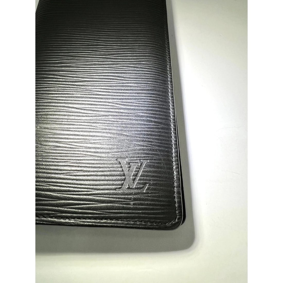 LOUIS VUITTON Epi Brazza Long Black Leather Wallet - 11