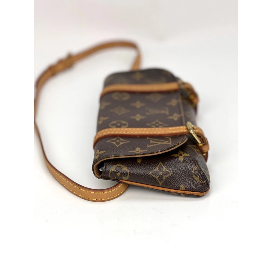 LOUIS VUITTON Pochette Marelle PM Monogram Belt Bag - 14