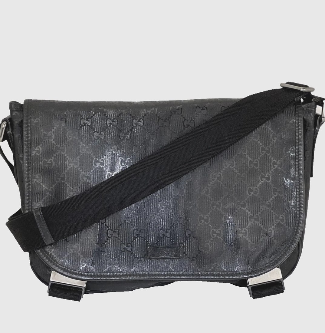 Gucci Men's Messenger GG Supreme Canvas Medium Black Buckle Flap Bag (1 of 14)