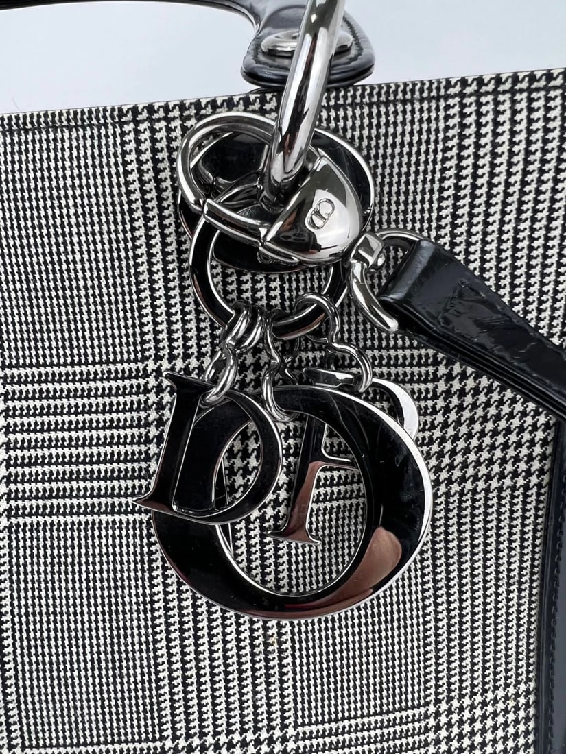 Christian Dior Large Lady Black Patent Leather Canvas Bag - 9