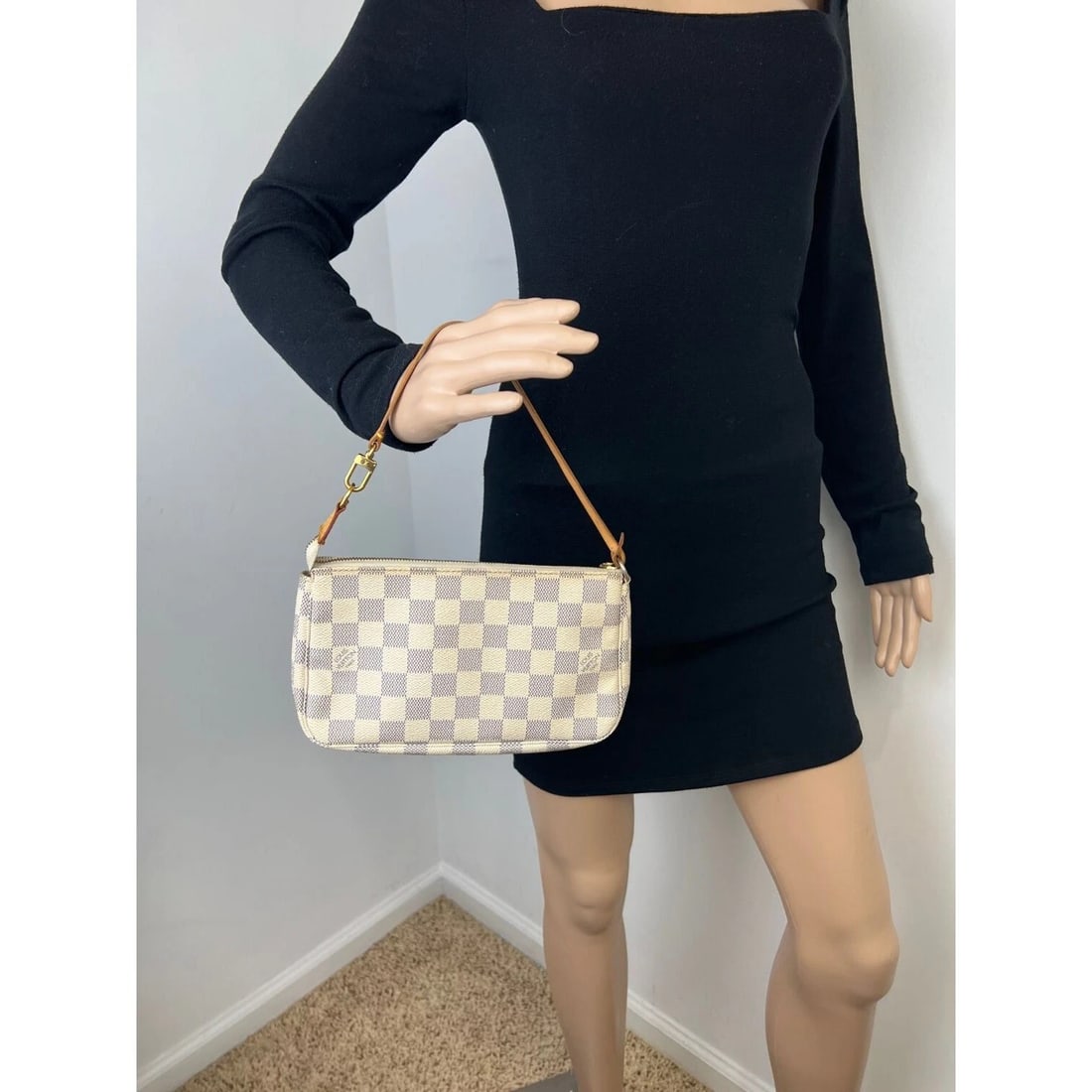 Louis Vuitton Pochette Accessories White Damier Azur Bag - 7