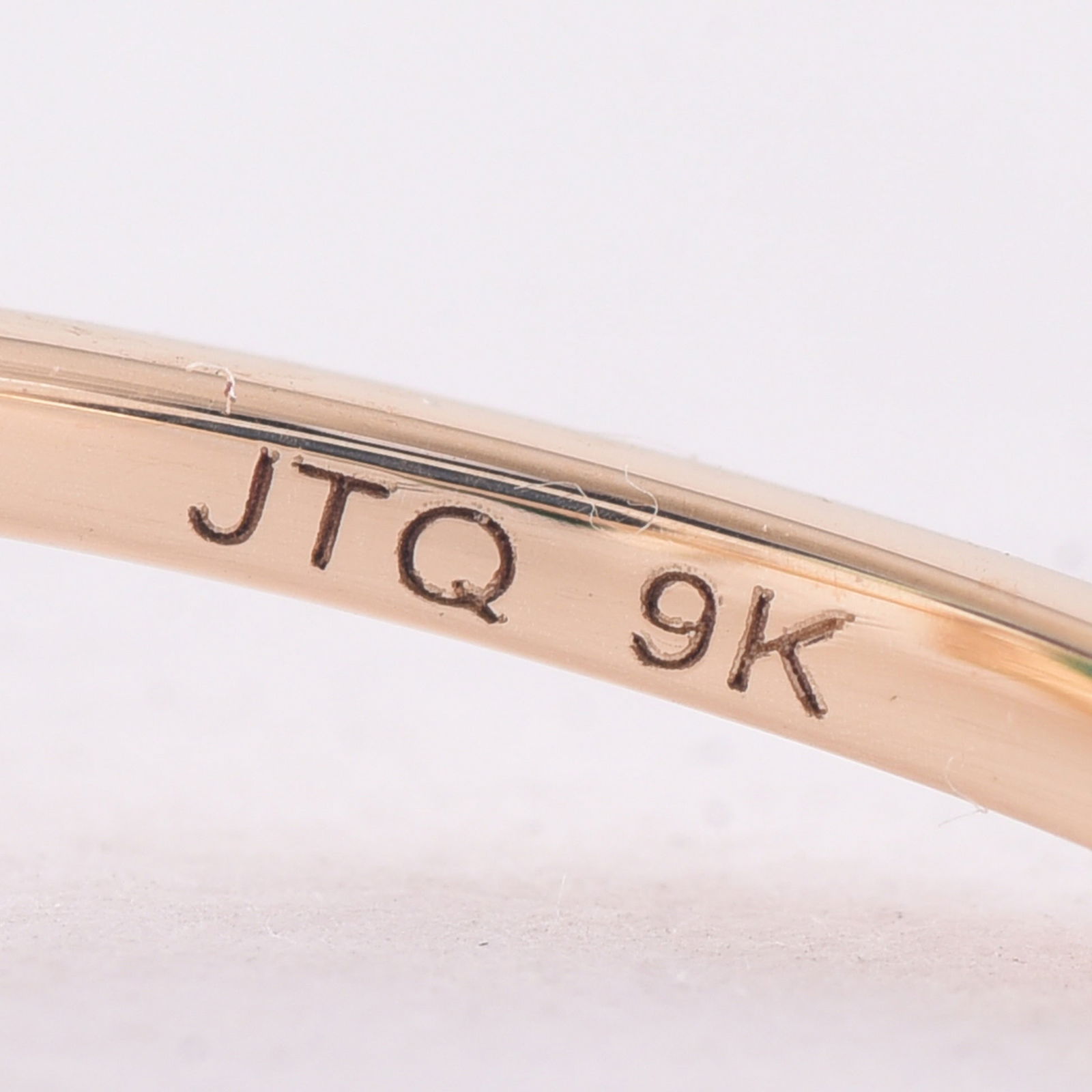 0.93 Ct Round Emerald 9K Gold Ring - 5