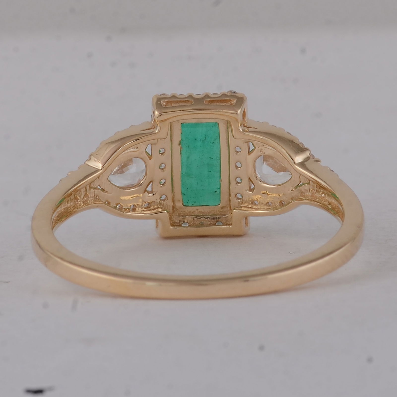 1.22 Ct Baguette Emerald 9K Gold Ring - 3