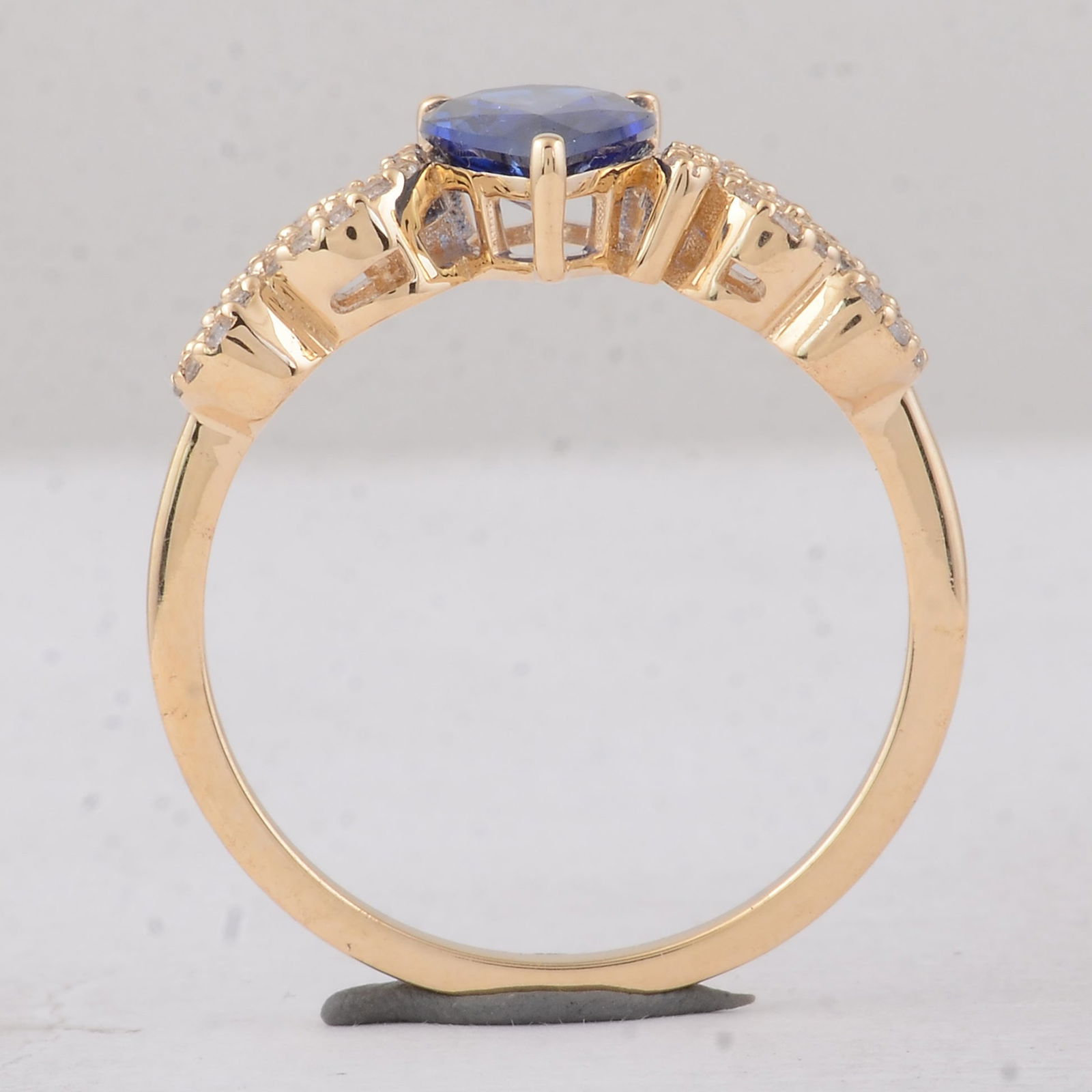 1.32 Ct Pear Sapphire 9K Gold Ring - 4