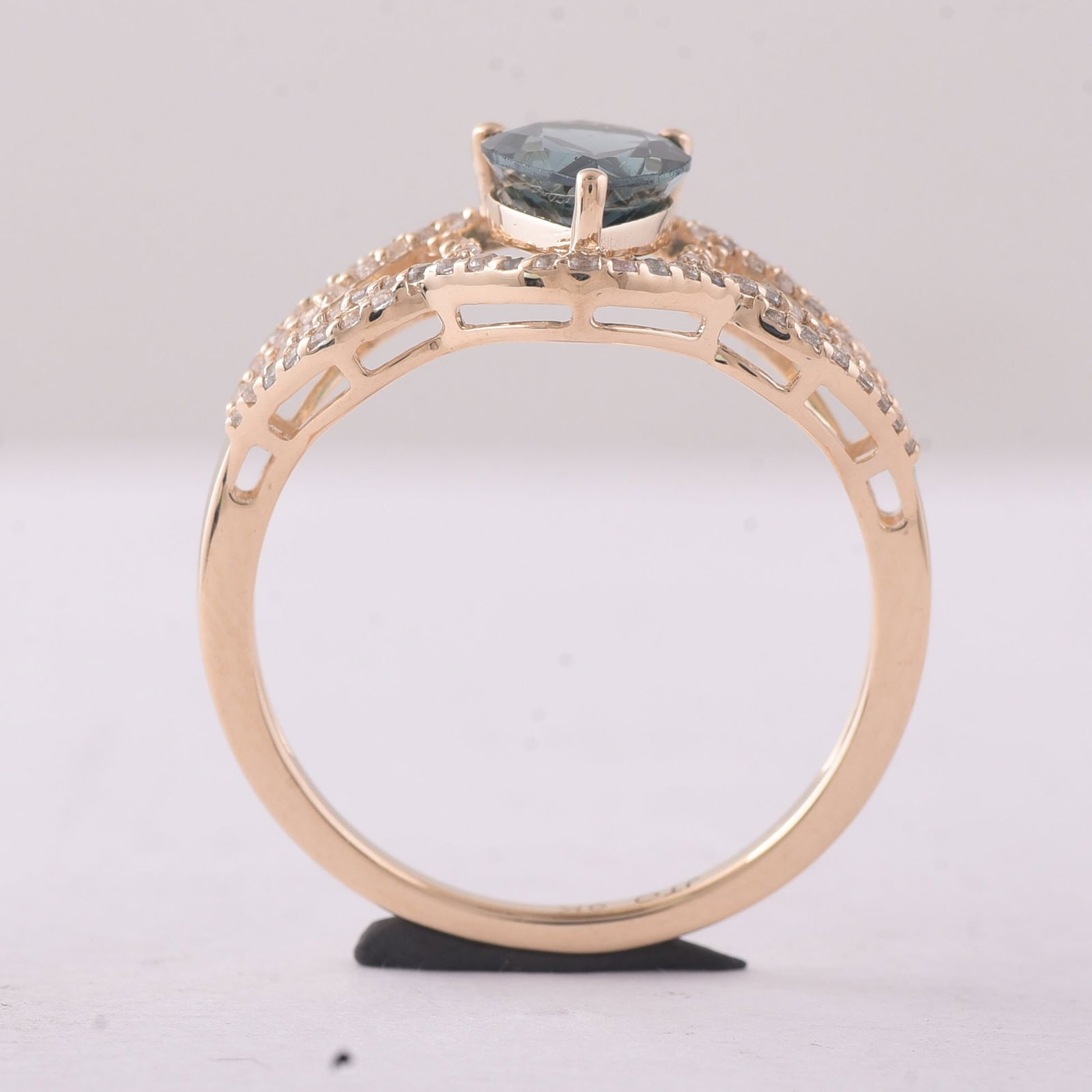 1.35 Ct Pear Tourmaline 9K Gold Ring - 4