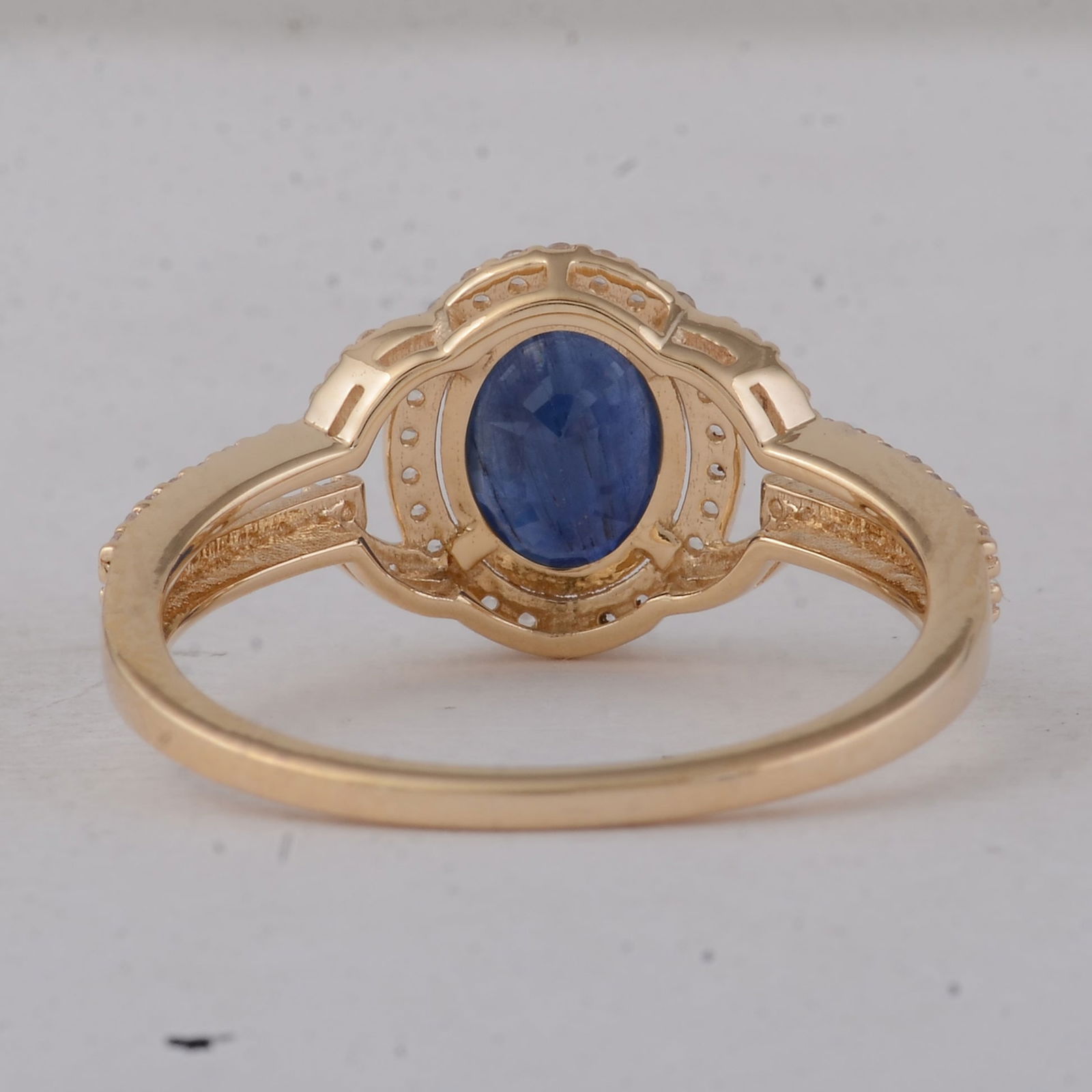 1.39 Ct Oval Emerald 9K Gold Ring - 4