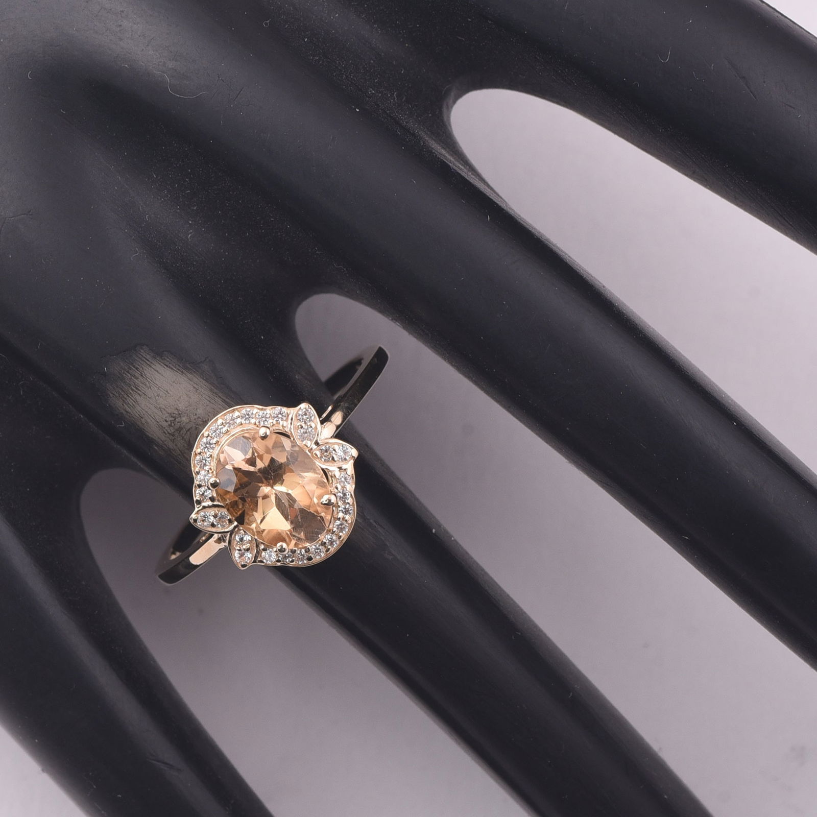 1.42 Ct Oval Tourmaline 9K Gold Ring - 2