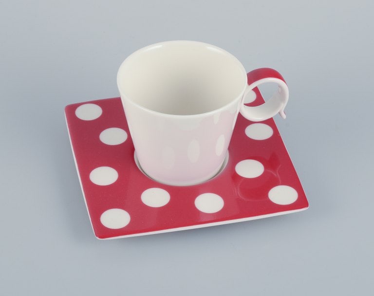 Royal Fine China, a set of five pairs of "Freshness Red" coffee cups. - 3