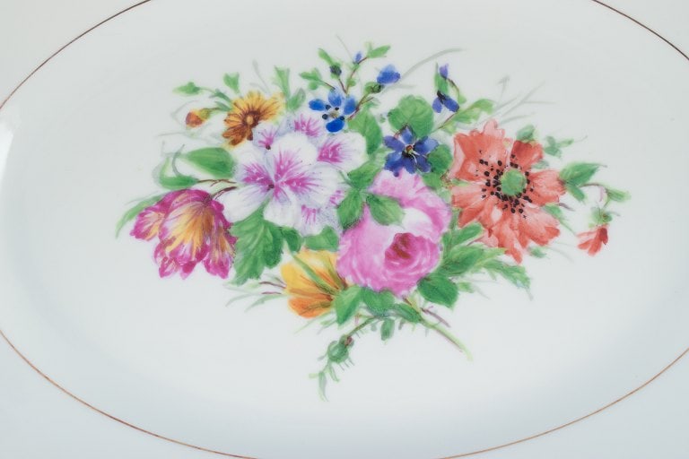 Bing & Grøndahl, two large oval platters hand-painted with polychrome flower motifs and gold - 4