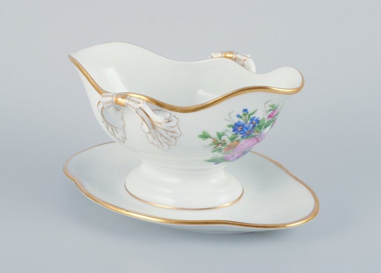 Bing & Grondahl, hand-painted sauce boat with polychrome flower motifs and gold trim. - 4