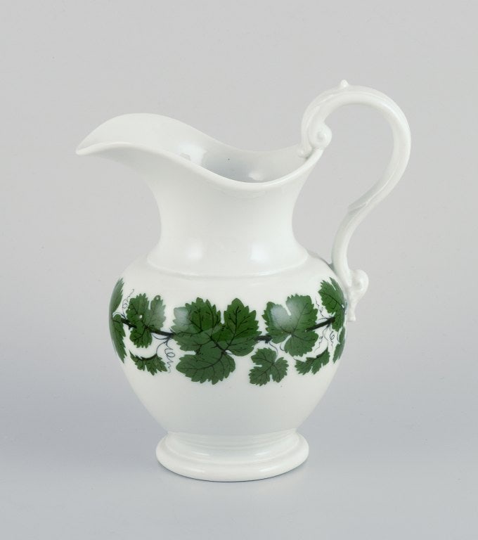 Meissen Green Ivy Vine, a large sugar bowl and a large creamer. - 2