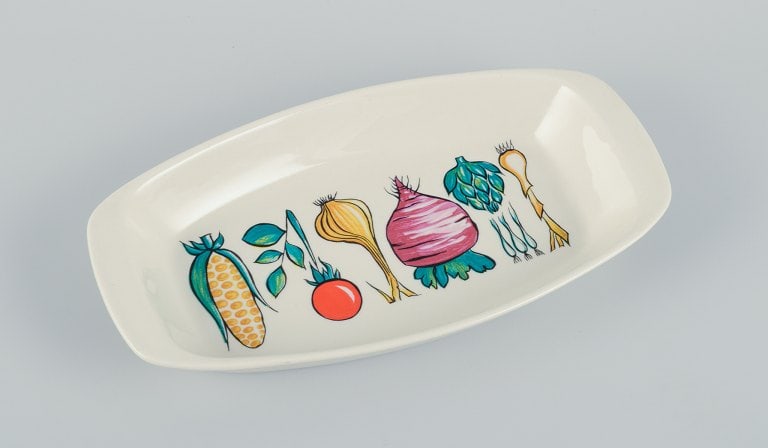 Villeroy & Boch, Luxembourg, three pieces of "Primabella" stoneware, including two dishes and a - 4