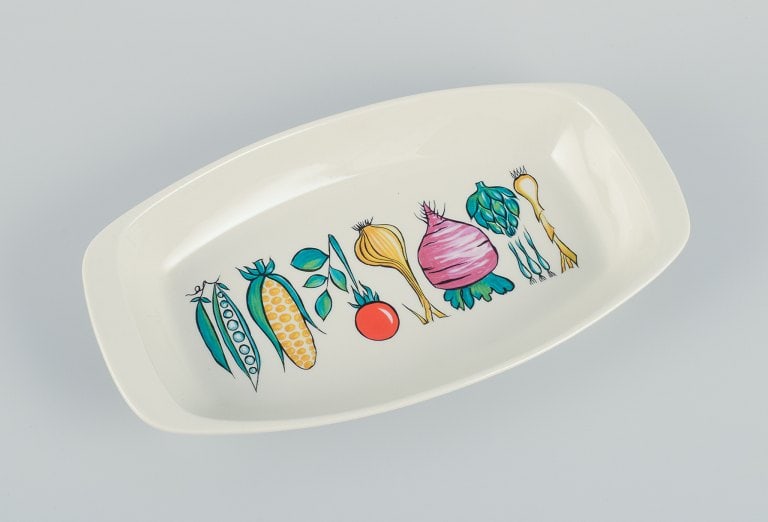 Villeroy & Boch, Luxembourg, two large "Primabella" platters in stoneware featuring various - 3