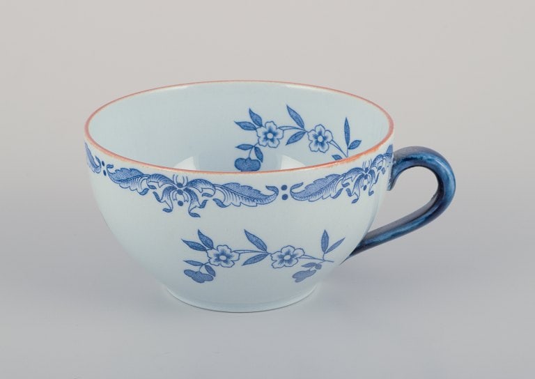 Rörstrand, Sweden. A set of six "Ostindia" coffee cups and saucers in faience. Hand-painted. - 3