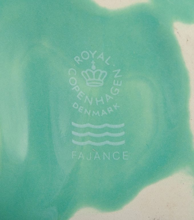 Royal Copenhagen, "4 All Seasons". Two organic-shaped bowls in faience with green glaze. - 5