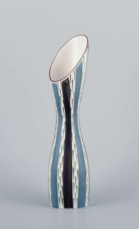 Stig Lindberg for Gustavsberg, Sweden. Anniversary vase in ceramic with blue and black glaze. - 2
