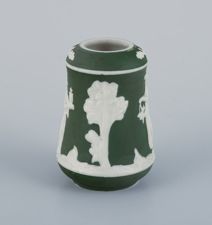 Adams, England, miniature vase and miniature mug in biscuit porcelain. Classic scenes. - 7
