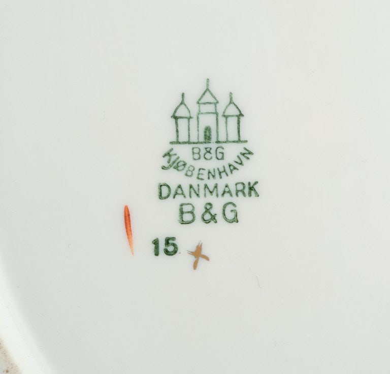 Bing & Grøndahl, Saxon Flower, large oval serving platter. Hand-painated. - 5