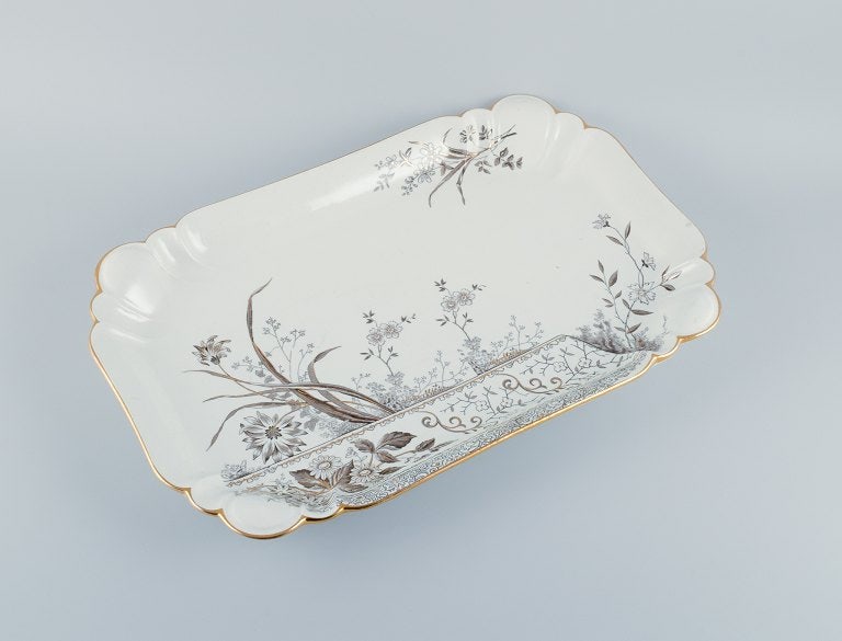 Peking, Gustavsberg, Sweden, a colossal serving platter in faience. Late 19 c. - 2
