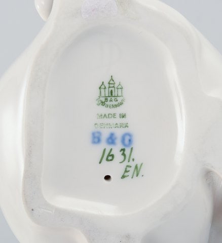 Dahl Jensen for Bing & Grøndahl, porcelain figurine of a Pekingese puppy. - 5