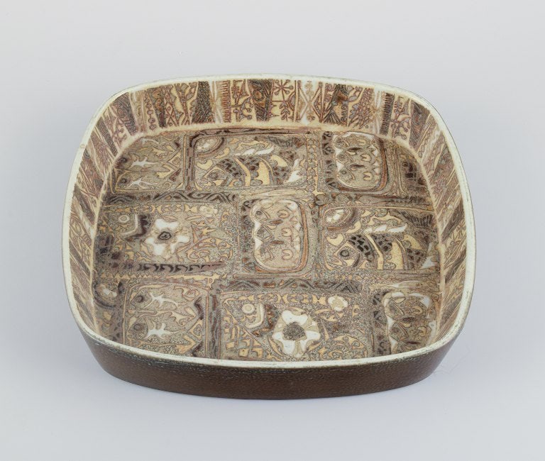 Nils Thorsson and Johanne Gerber for Aluminia, Royal Copenhagen. Two dishes decorated with fish, - 3