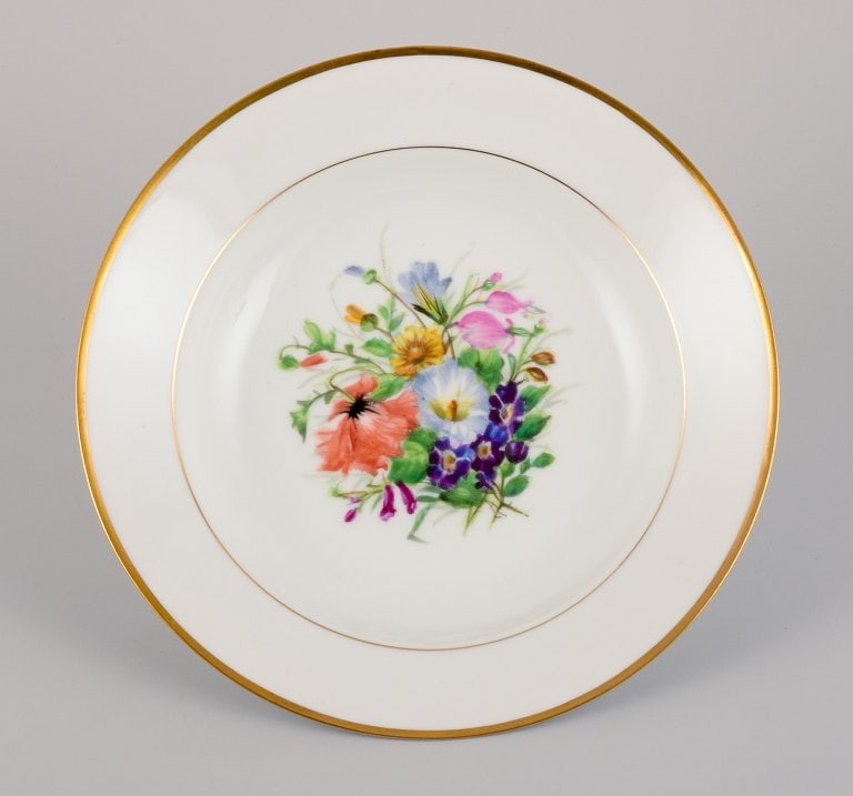 Bing & Grøndahl, eight deep plates in porcelain hand-painted with polychrome flowers and gold - 6