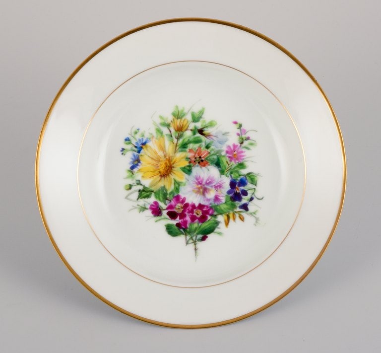 Bing & Grøndahl, four deep plates in porcelain hand-painted with polychrome flowers and gold - 4