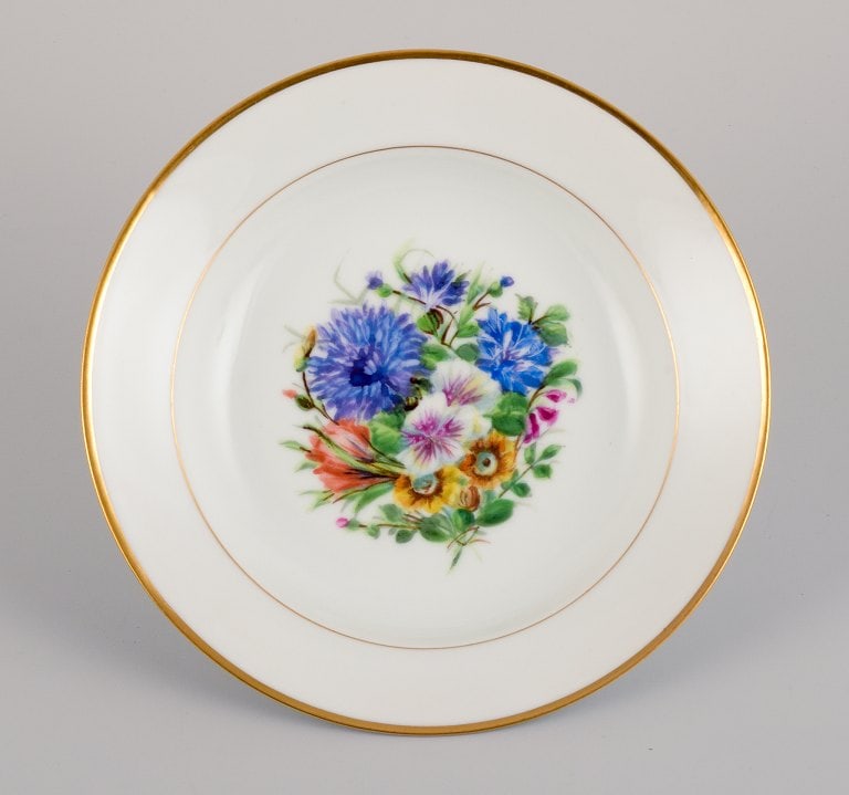 Bing & Grøndahl, four deep plates in porcelain hand-painted with polychrome flowers and gold - 5