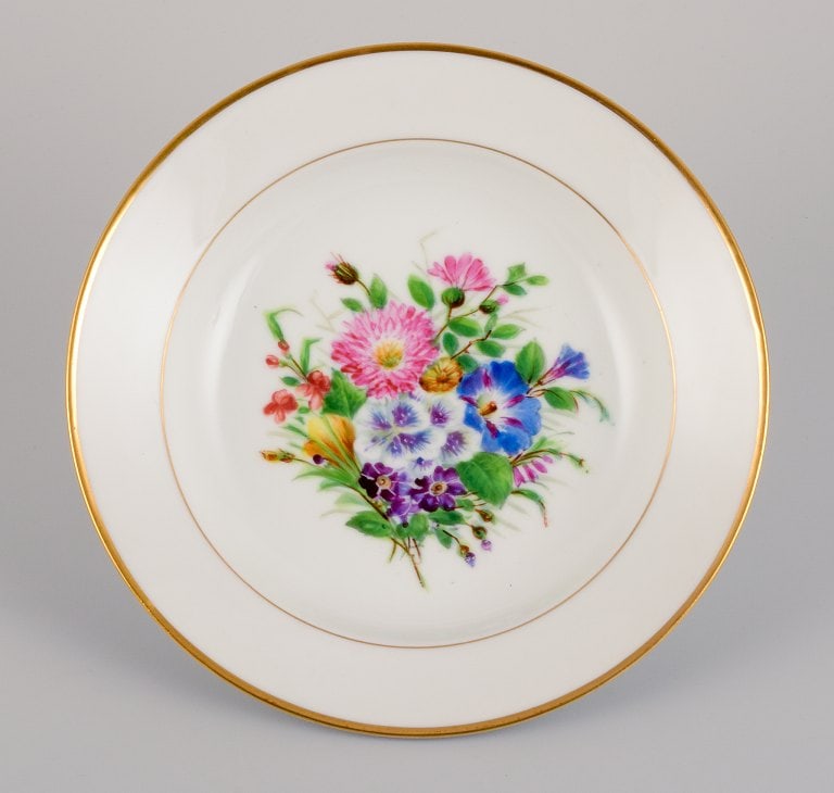 Bing & Grøndahl, six deep plates in porcelain hand-painted with polychrome flowers and gold - 6