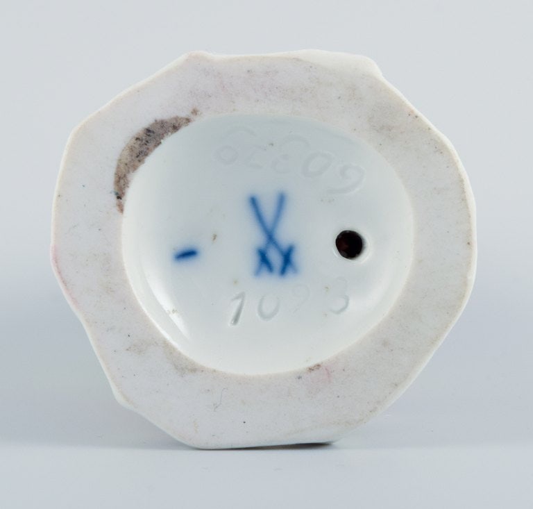 Meissen, Germany, porcelain figure. Overglaze. Young woman with book. - 8