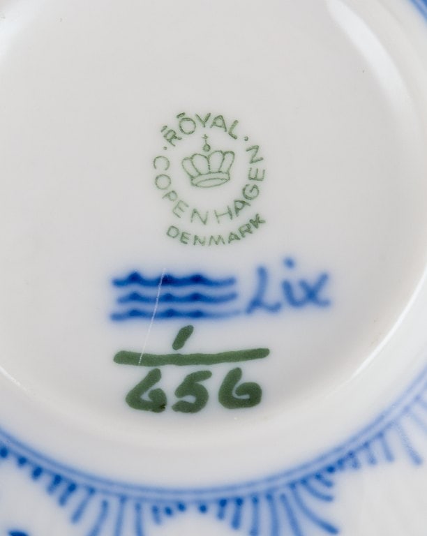 Royal Copenhagen, Blue Fluted half lace, three pairs of large teacups. Model 1/656 - 7