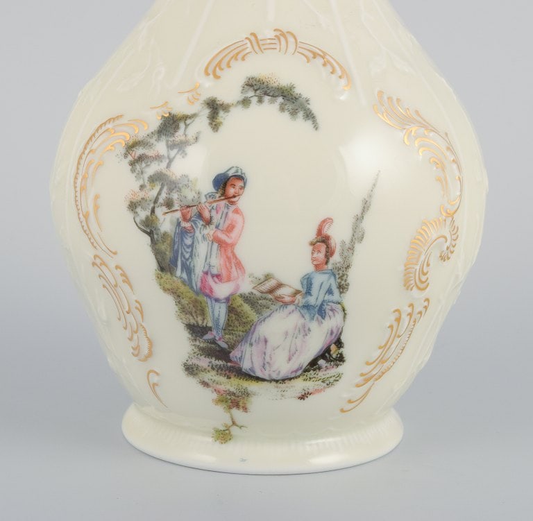 Rosenthal, Germany. "Sanssouci", cream colored vase decorated with figures and gold decoration. - 4