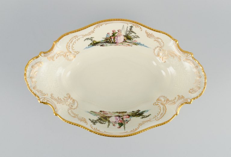 Rosenthal, Germany. "Sanssouci", large oval cream colored bowl decorated with flowers and gold - 3