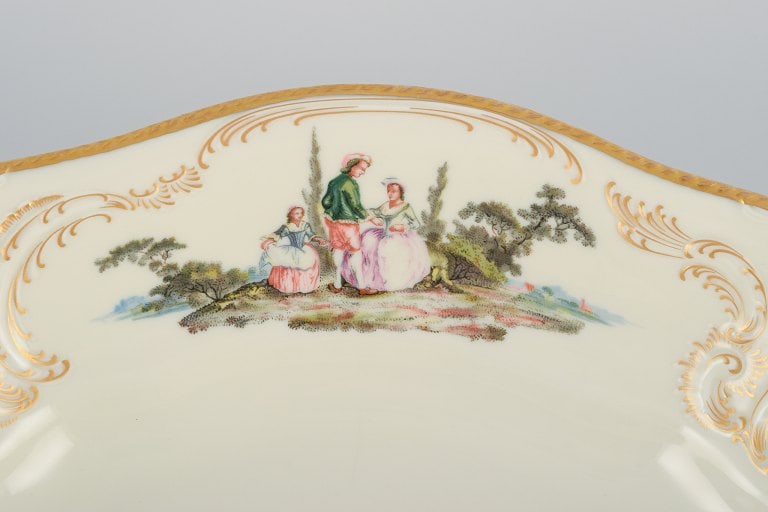 Rosenthal, Germany. "Sanssouci", large oval cream colored bowl decorated with flowers and gold - 6