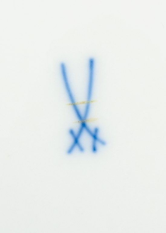 Meissen, Germany, Pink Indian, large round bowl. - 4