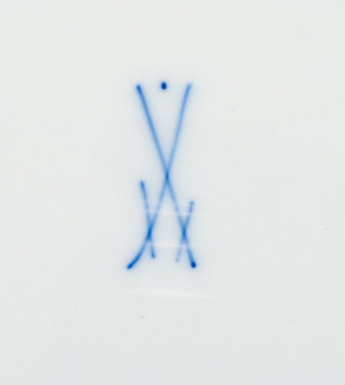 Meissen, Germany, Pink Indian, a set of two plates. - 4