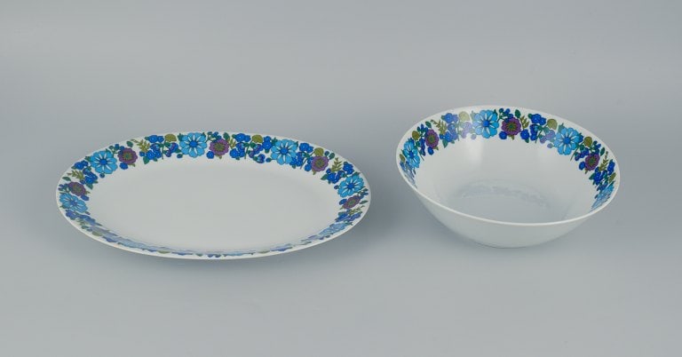 Paar, Bavaria, Jaeger & Co, Germany. Dish and bowl in retro porcelain with a floral motif. (1 of 8)
