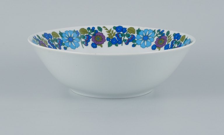 Paar, Bavaria, Jaeger & Co, Germany. Dish and bowl in retro porcelain with a floral motif. - 6