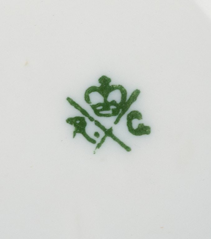 Rosenthal, Germany, a set of four large teacups and matching porcelain saucers. Thin white porcelain - 6