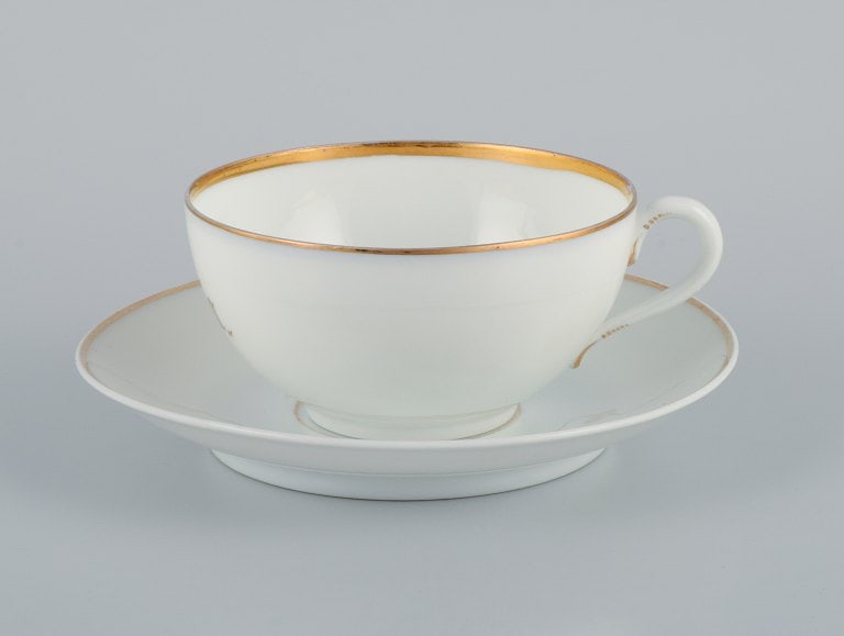 Rosenthal, Germany, a set of three large teacups and matching porcelain saucers. Thin white - 2