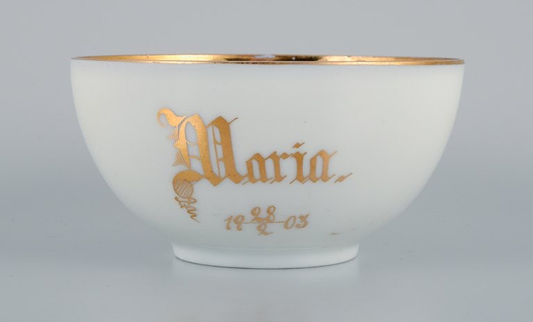 Rosenthal, Germany, a set of three large teacups and matching porcelain saucers. Thin white - 3