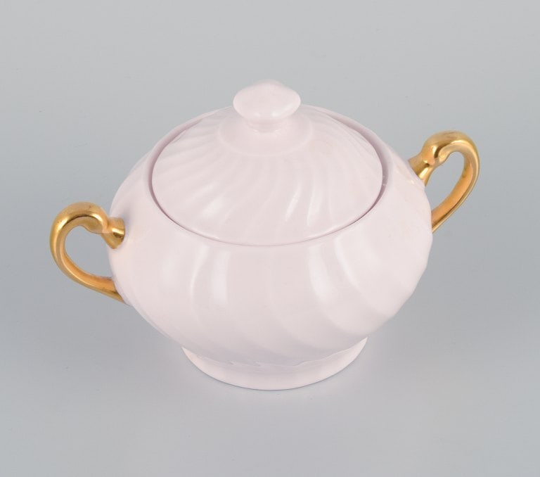 Tuscan, England, coffee service in pink porcelain with gold decoration consisting of coffee pot, - 5