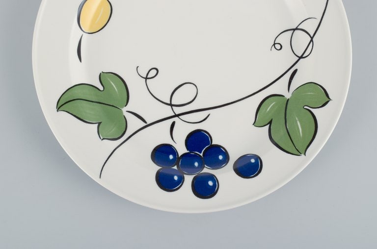 Jackie Lynd for Rörstrand, a set of six "Pomona" porcelain plates. - 2