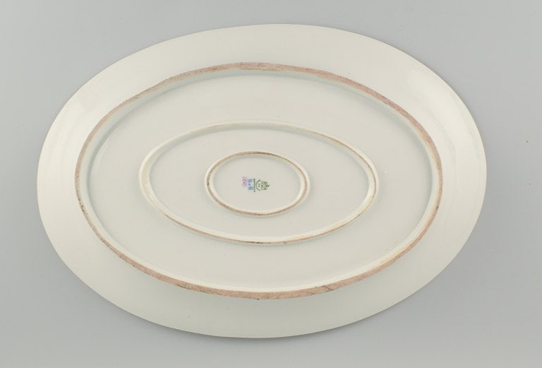 Bing & Grondahl, Saxon Flower. Large hand-painted porcelain serving dish decorated with flowers and - 5
